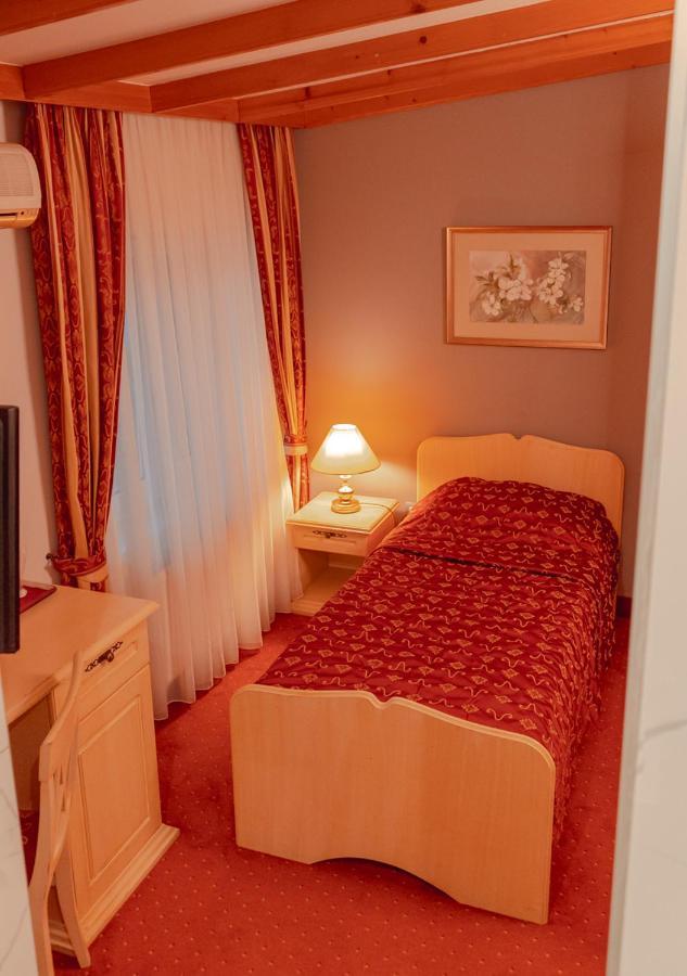 Hotel&Restaurant Se-Mi Veliko Trgovišće Exteriér fotografie